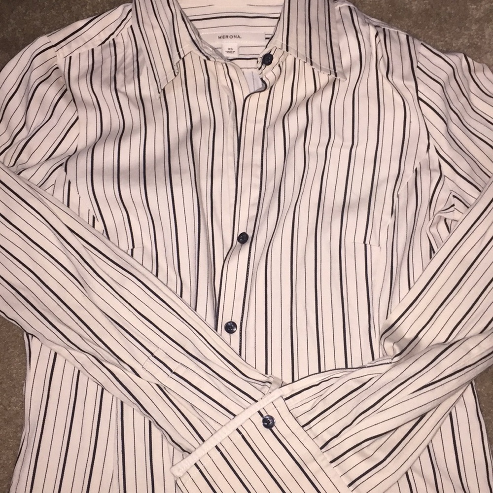 Beige dress shirt 👩‍💼